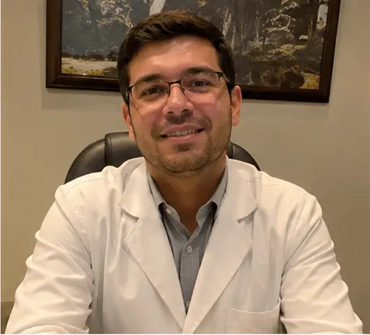 Dr. Gustavo A.